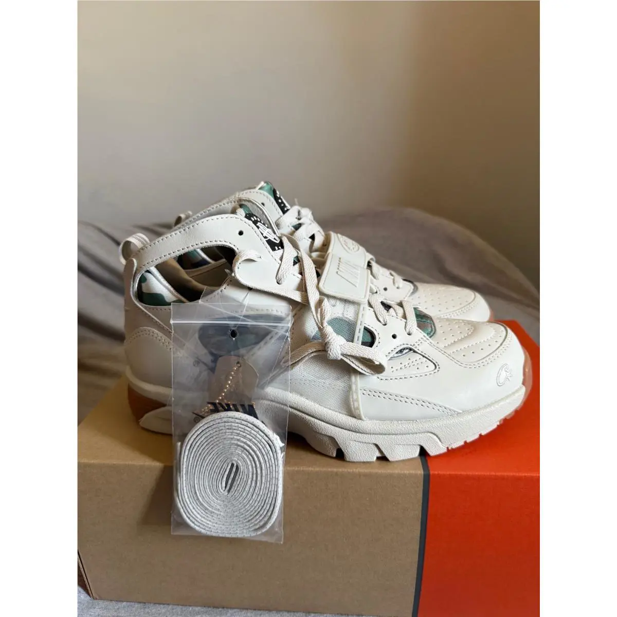 Nike shoes - Nike Air Huarache - Air Huarache - White 2