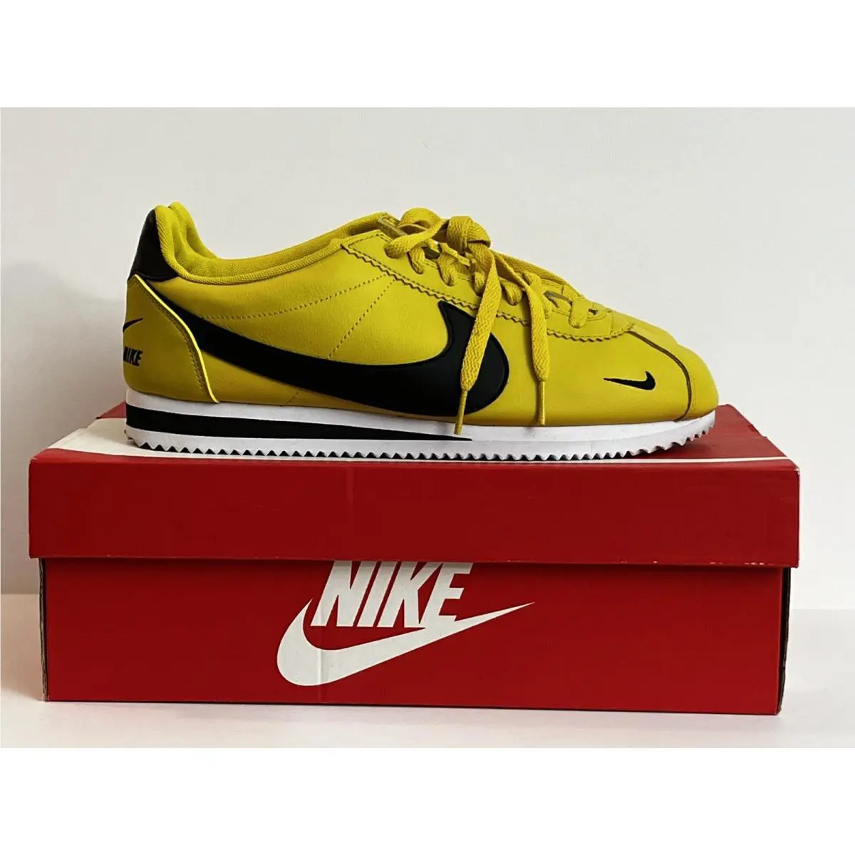 Nike shoes - Nike Cortez - Cortez - 807480-700 - Yellow (UPC: 0191887852551) 0
