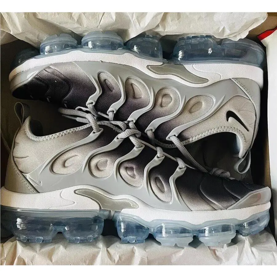 Nike shoes - Nike Air Max VaporMax - Air Max VaporMax - 924453-007 - Gray 4