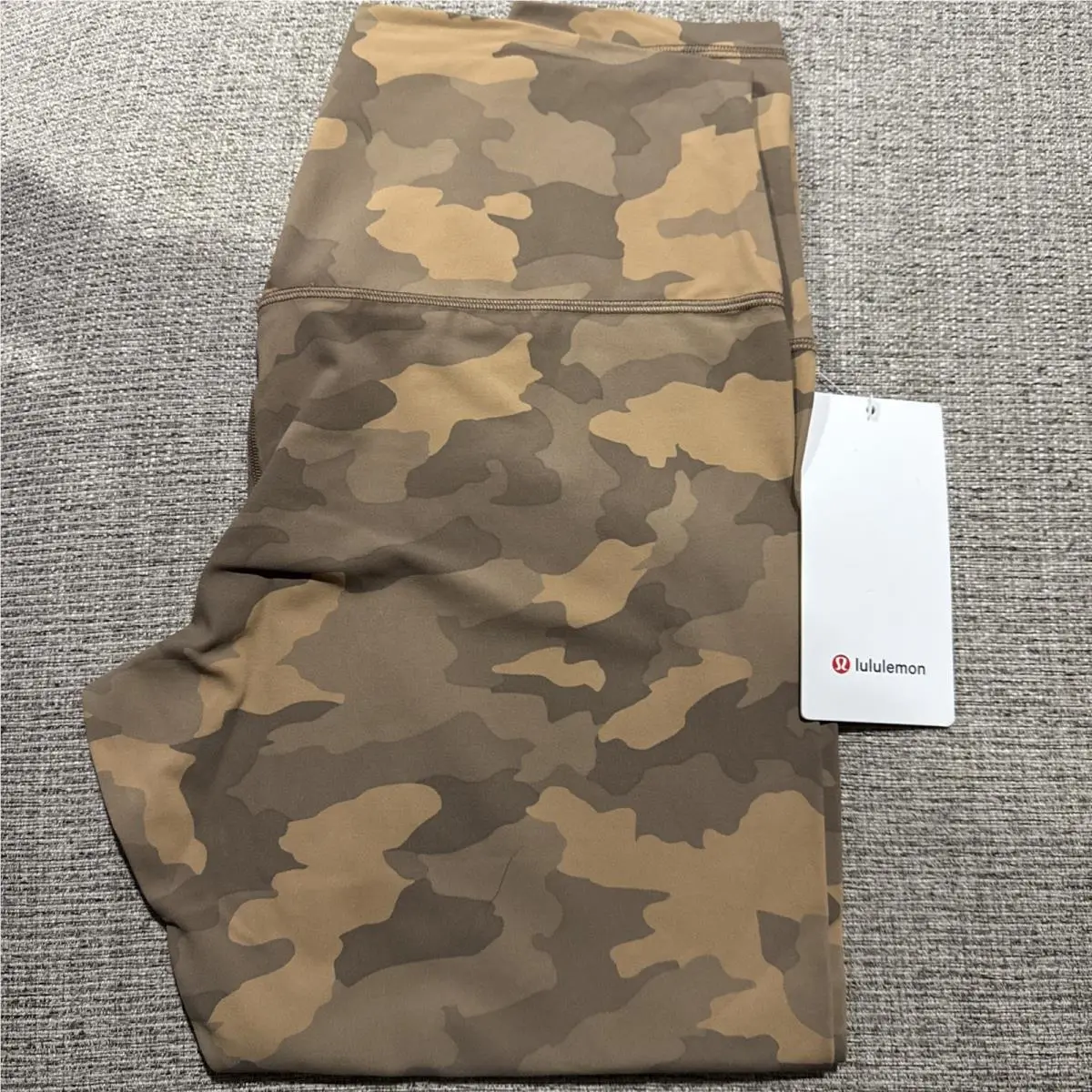 Lululemon clothing - 10100 - 10100 - Heritage 365 Camo Beige Multi 4