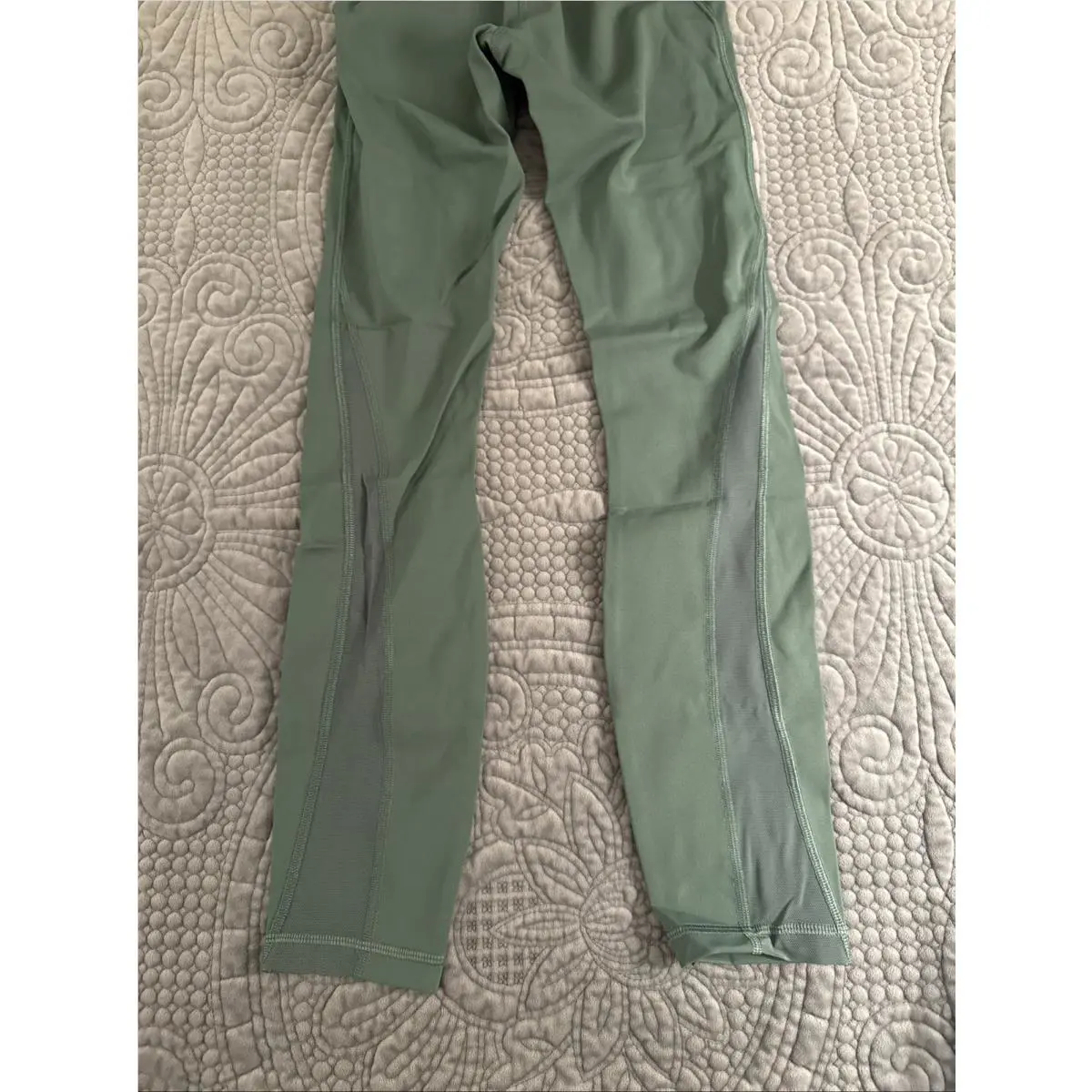 Lululemon clothing - Green 5