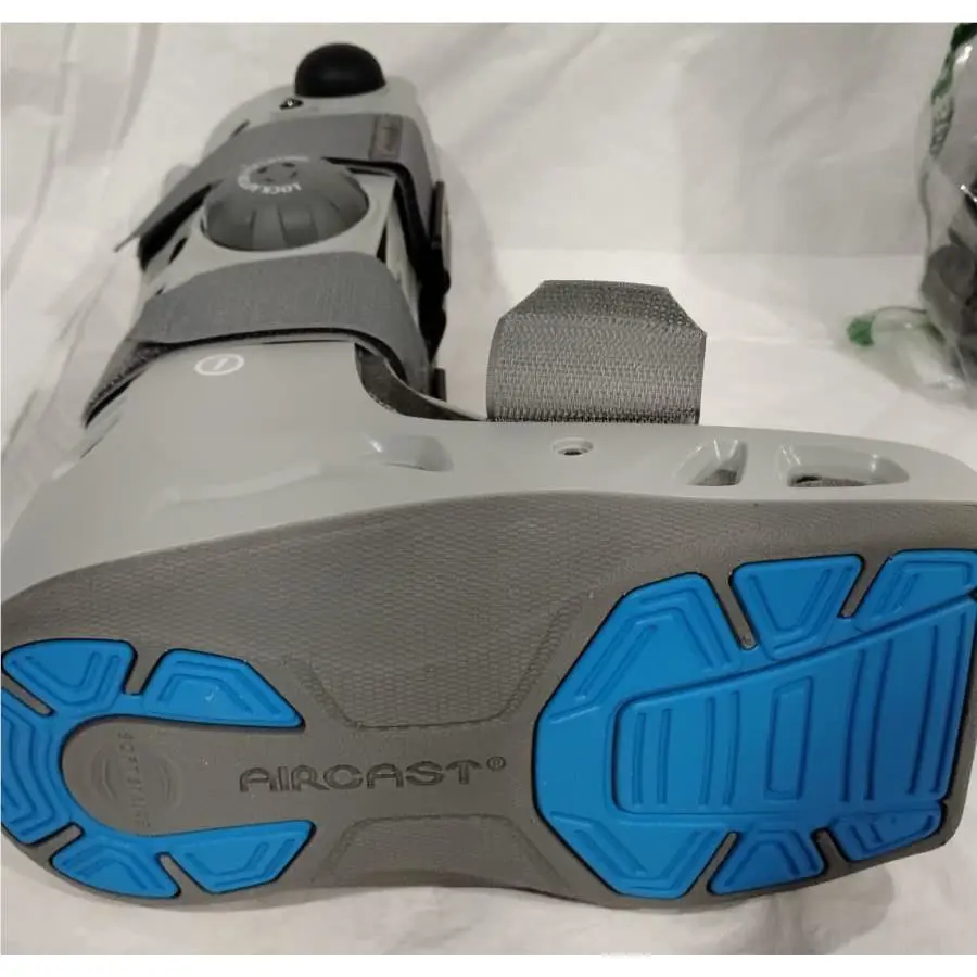 Aircast  - Aircast AirSelect Standard Walker - AirSelect Standard Walker - H54DMG8S1 - Gray 4