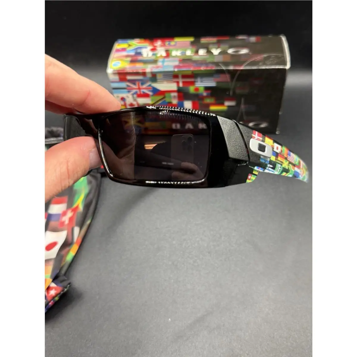 Oakley Gascan Global Polished Black Flag Print W/warm Grey Lenses 24-028