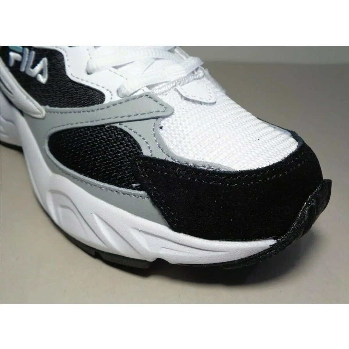Fila shoes - White (UPC: 791272953506) 3