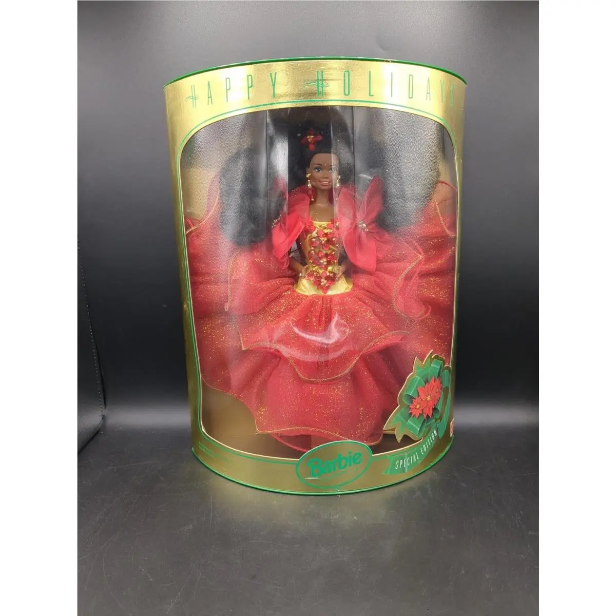 Mattel Barbie Happy Holidays Special Edition African American 1993