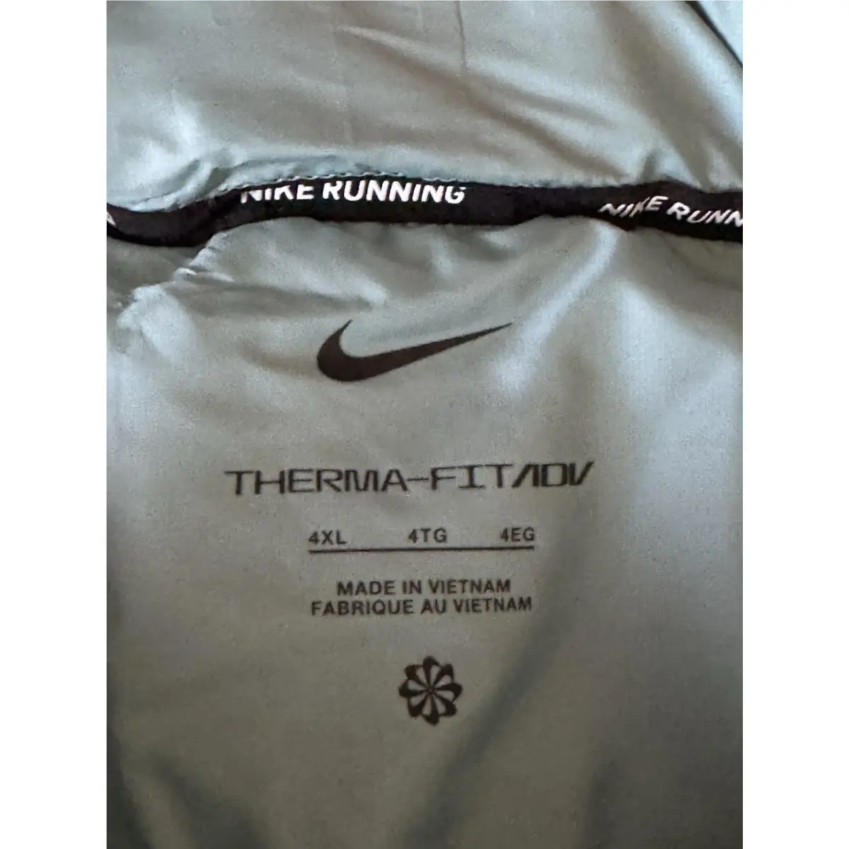 Nike clothing - Nike AeroLoft Therma-FIT ADV - AeroLoft ADV - FB7556010 - Green 7