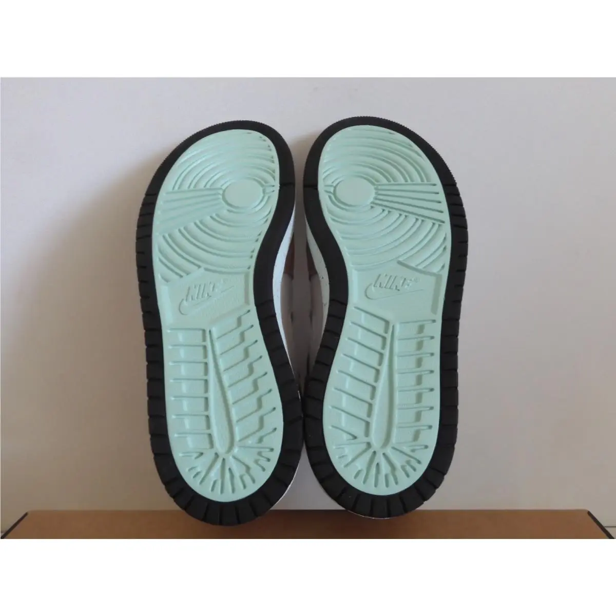 Nike shoes - Air Jordan 1 - Air - CT0978-201 - Brown 5