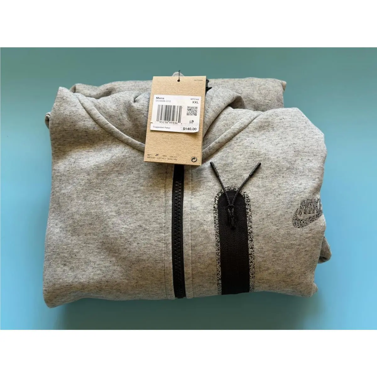 Nike clothing - DD4688-010 DD4688010 - DD4688-010 DD4688010 - Gray (UPC: 195238959364) 2