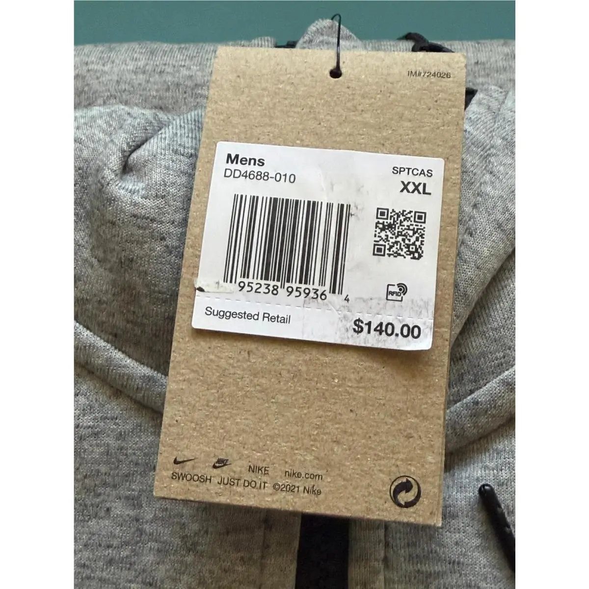 Nike clothing - DD4688-010 DD4688010 - DD4688-010 DD4688010 - Gray (UPC: 195238959364) 3