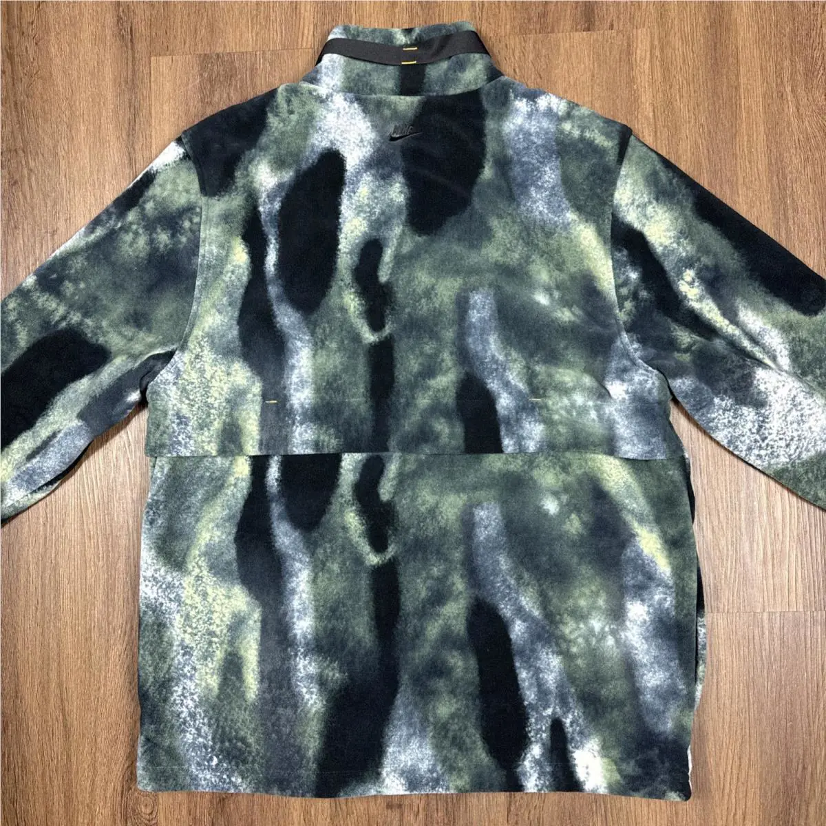 Nike clothing - Sportswear - Sportswear - DD8944353 DD8944 DD8944-353 - Spiral Sage/University Gold (UPC: 0194955736357) 9