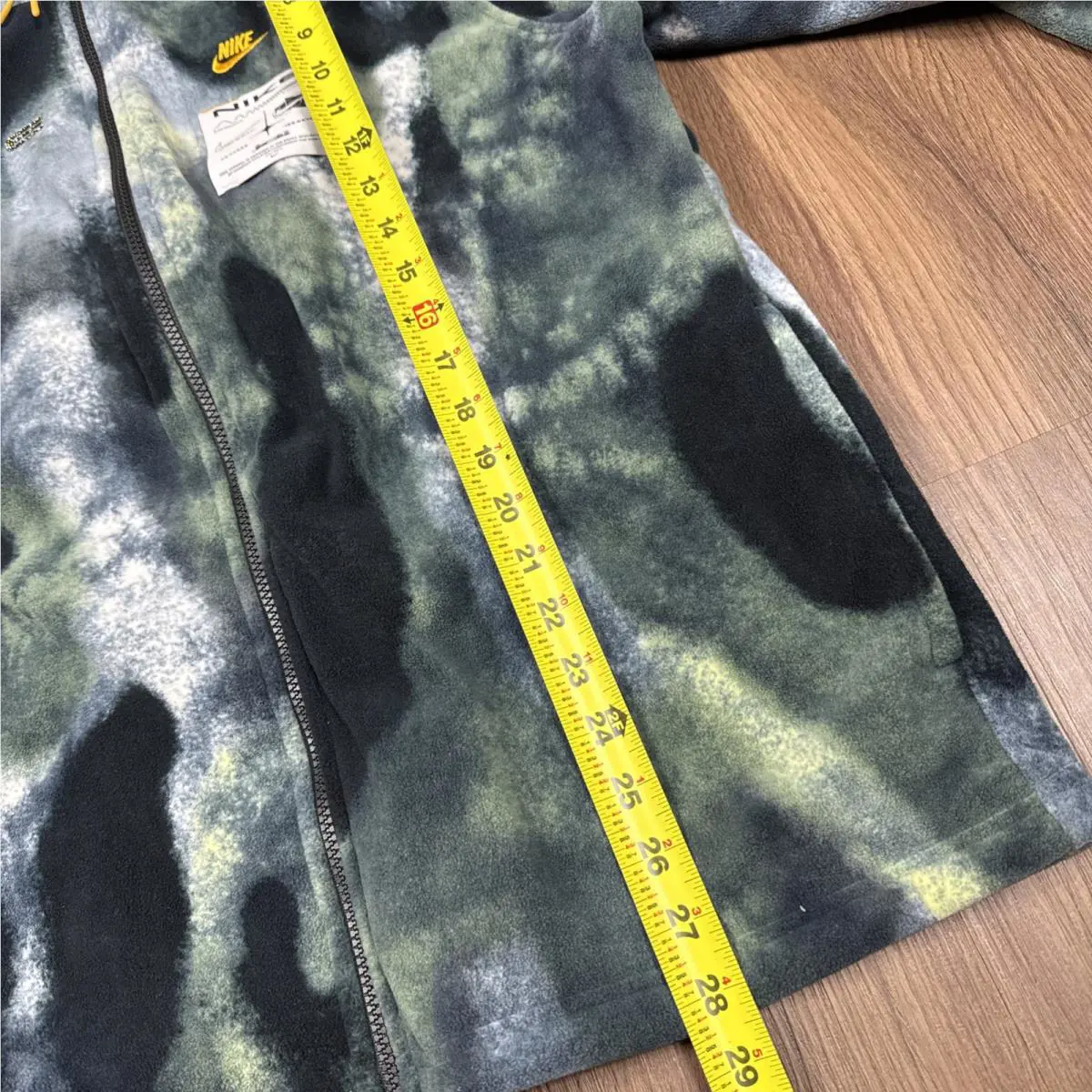 Nike clothing - Sportswear - Sportswear - DD8944353 DD8944 DD8944-353 - Spiral Sage/University Gold (UPC: 0194955736357) 0
