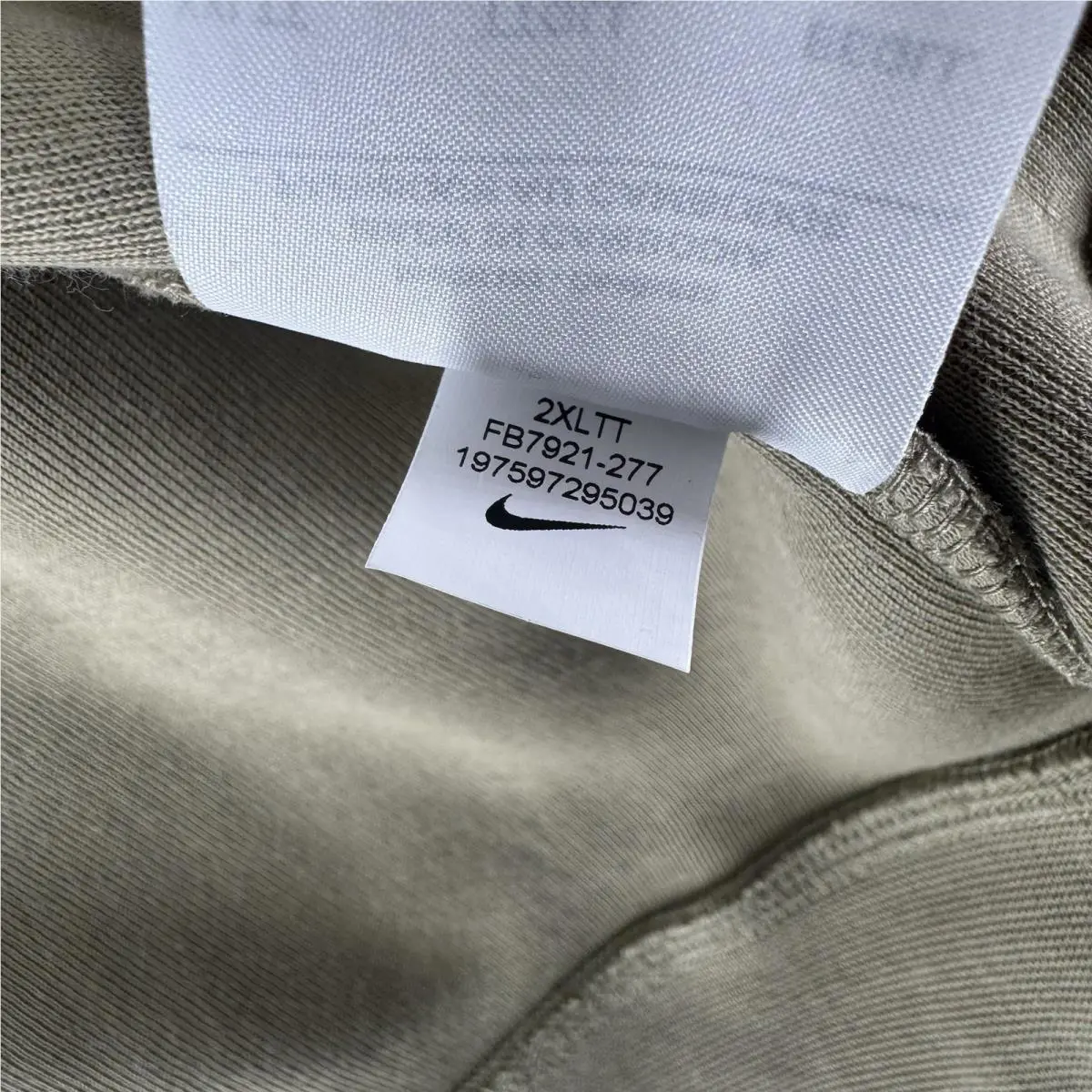 Nike clothing - Neutral Olive/Black (UPC: 0197597295039) 4