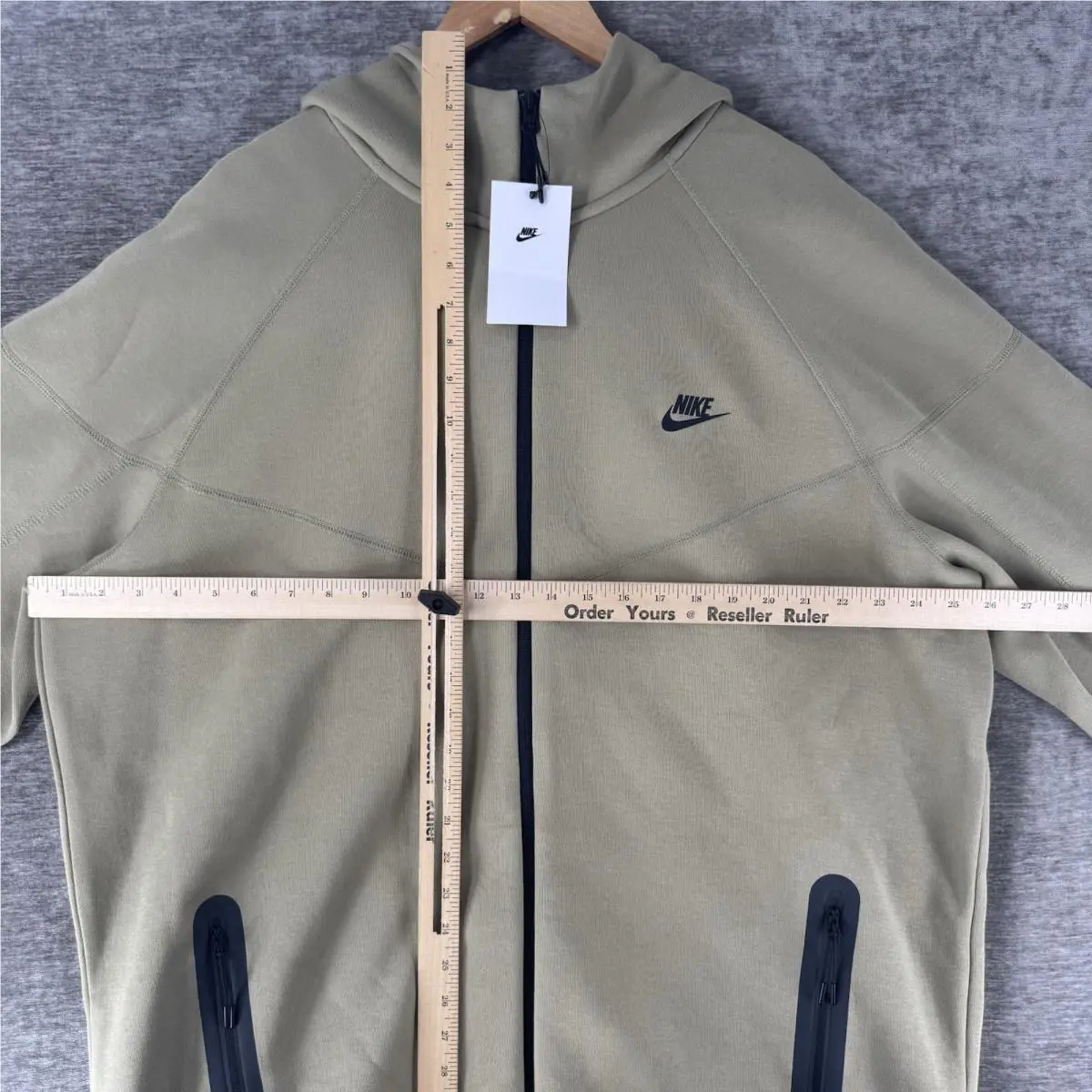 Nike clothing - Neutral Olive/Black (UPC: 0197597295039) 5