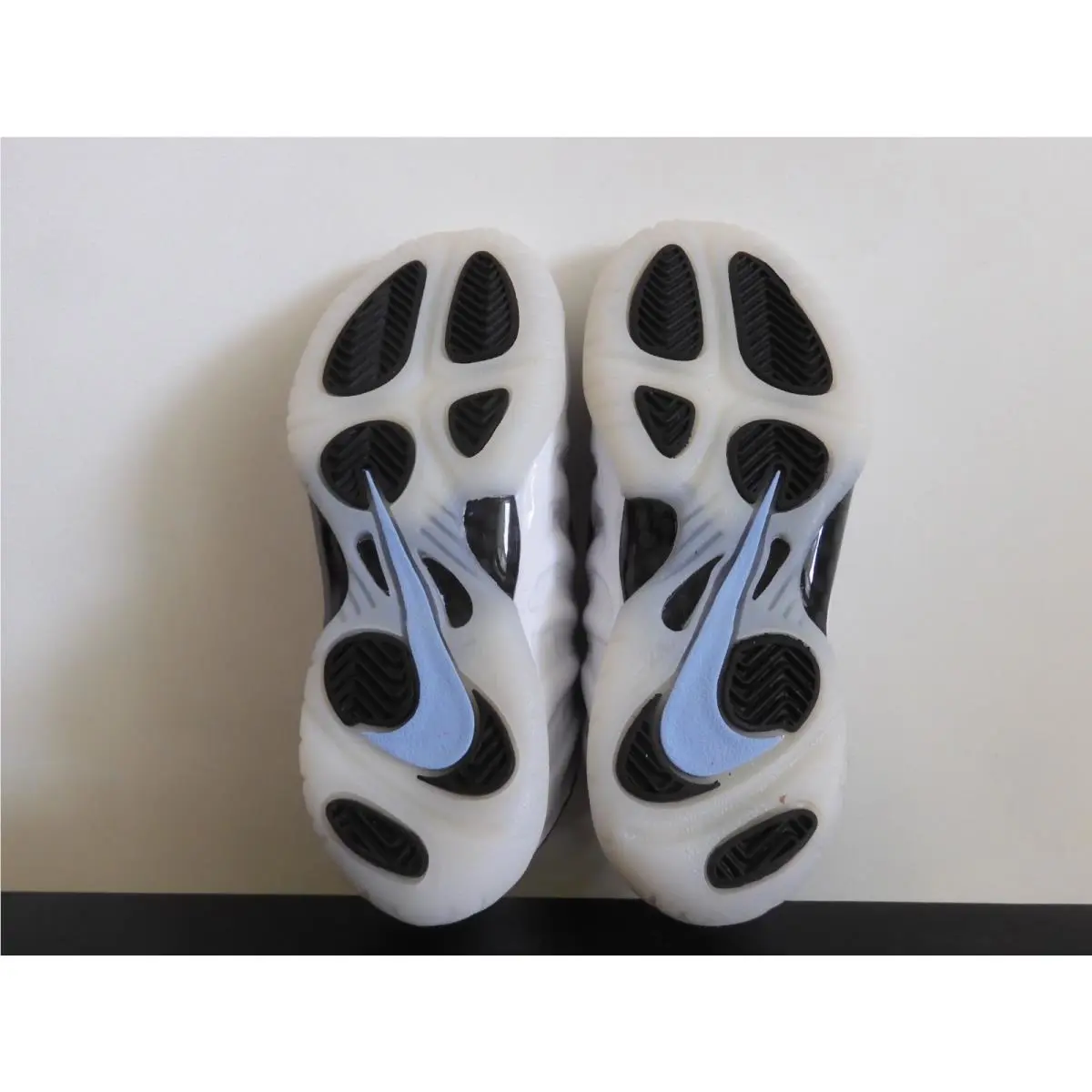 Nike shoes - Nike Little Posite - Little Posite - White (UPC: 196154659604) 5