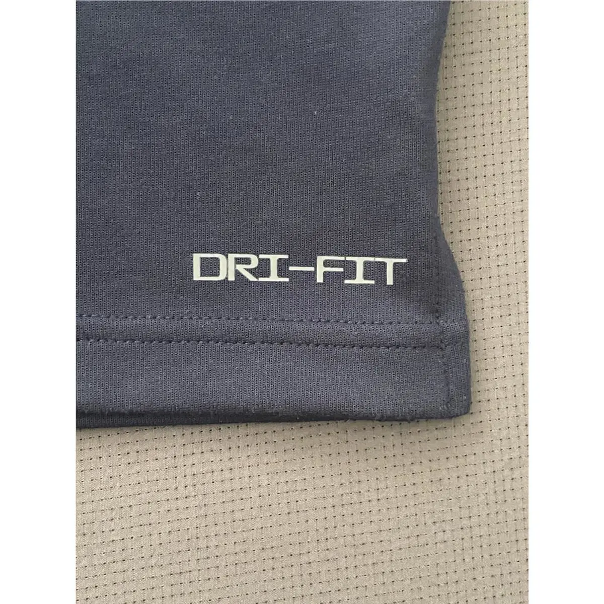Nike clothing - FJ9549-423 - FJ9549-423 - Navy/Gold (UPC: 0197594037632) 2