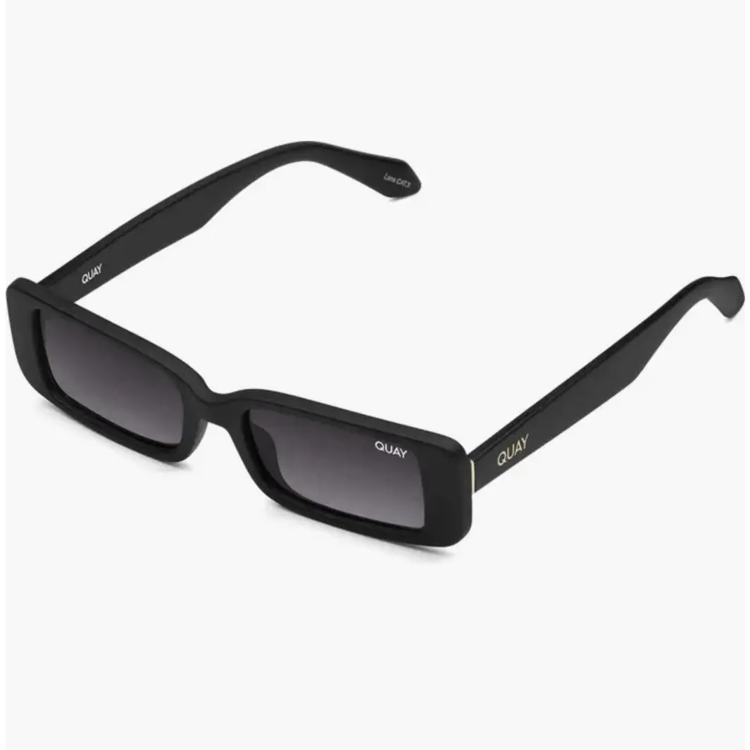 Quay Australia Art School 36mm Rectangle Sunglasses Black 53-18-150 W/cloth