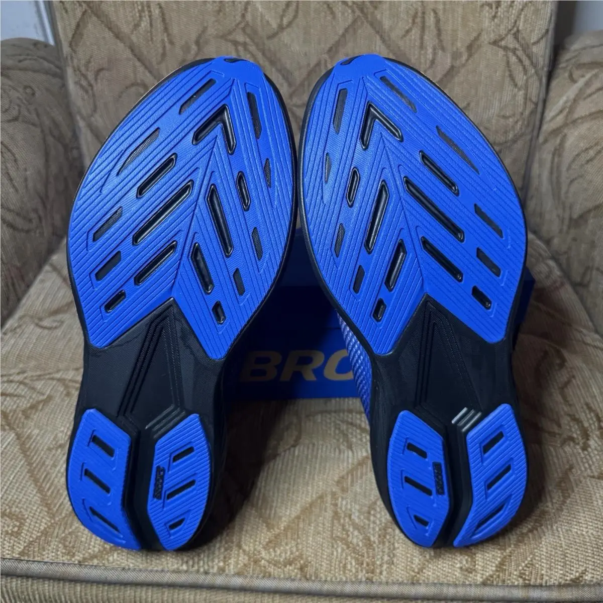 Brooks shoes - Brooks Hyperion3 - 1104651d478 - White 4
