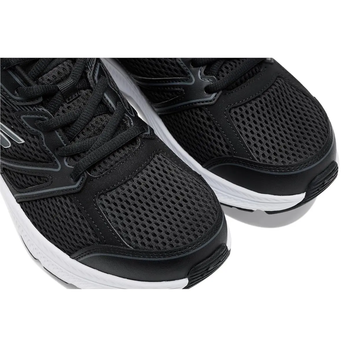 Skechers shoes - Black/White 11