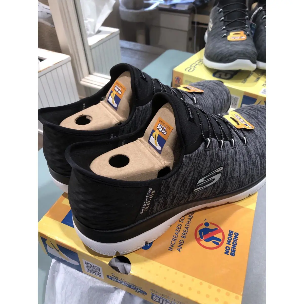 Skechers shoes - Skechers Summits - Summits - Black 1