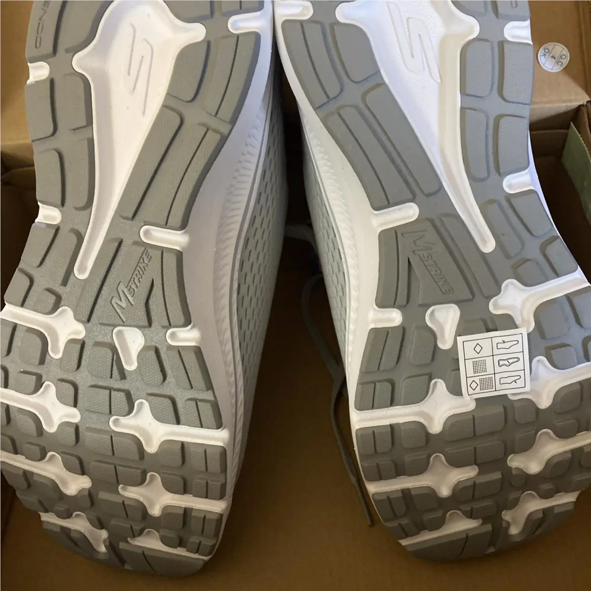 Skechers shoes - Skechers Go Run Consistent 2.0 - 128615/GYLV - Gray 2