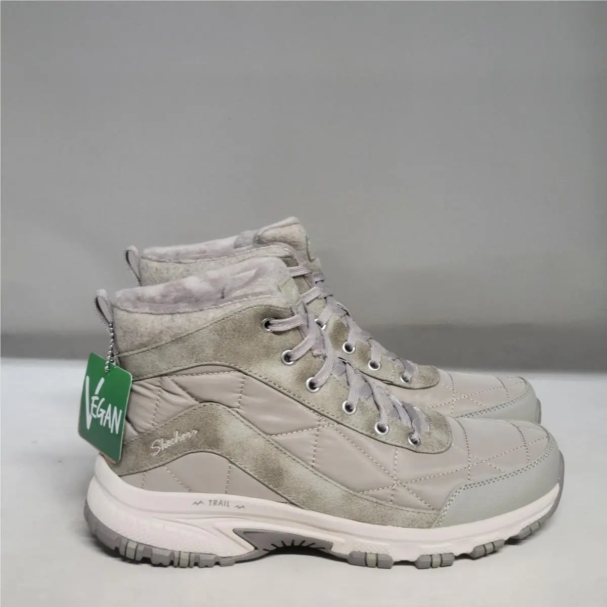 Skechers Hillcrest Traveler Dark Taupe Womens Size 8.5M
