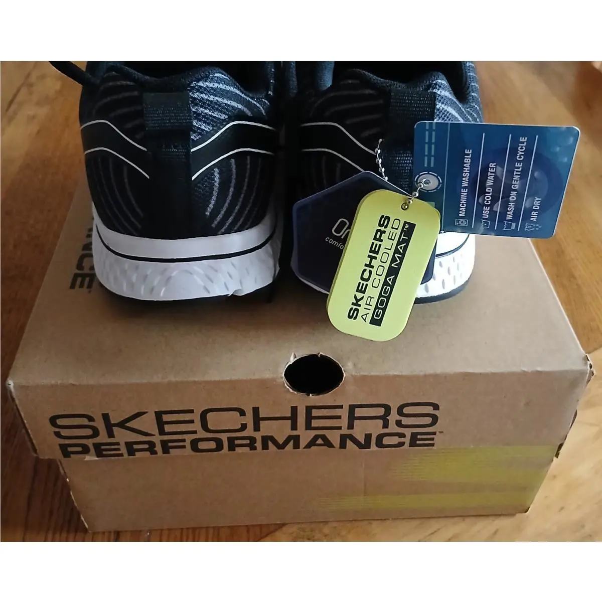 Skechers shoes - Skechers Go Run Consistant - Run Consistant - 220035/BKW - Black 2