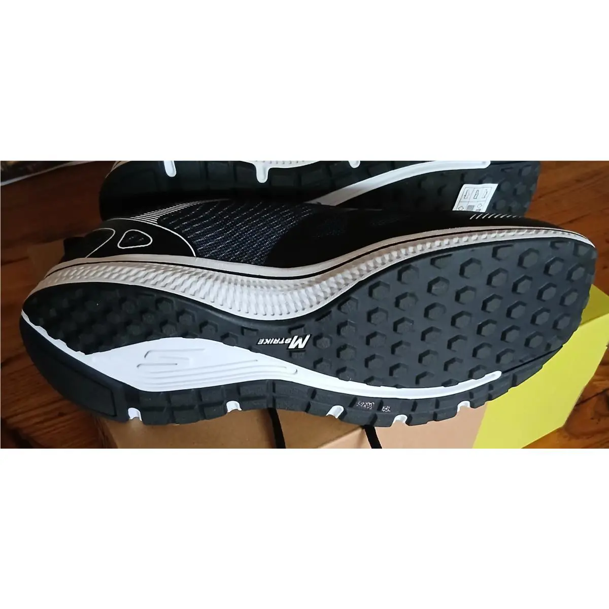 Skechers shoes - Skechers Go Run Consistant - Run Consistant - 220035/BKW - Black 3