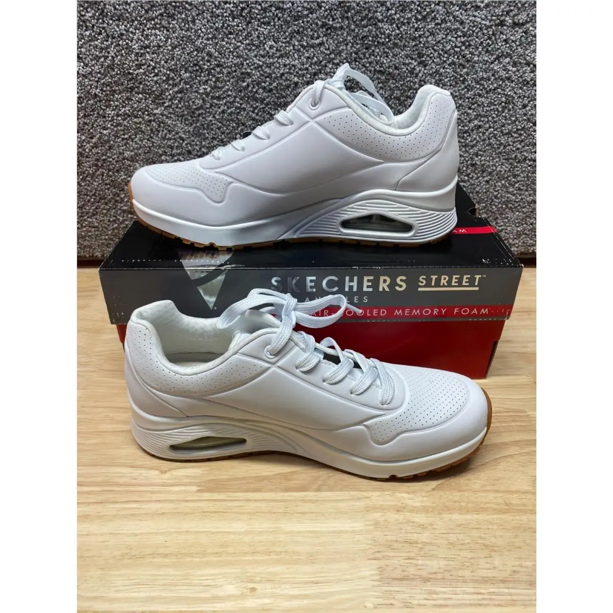 Skechers Uno Stand On Air Womens 9.5 73690/WHT Athletic Sneaker Air Cooled