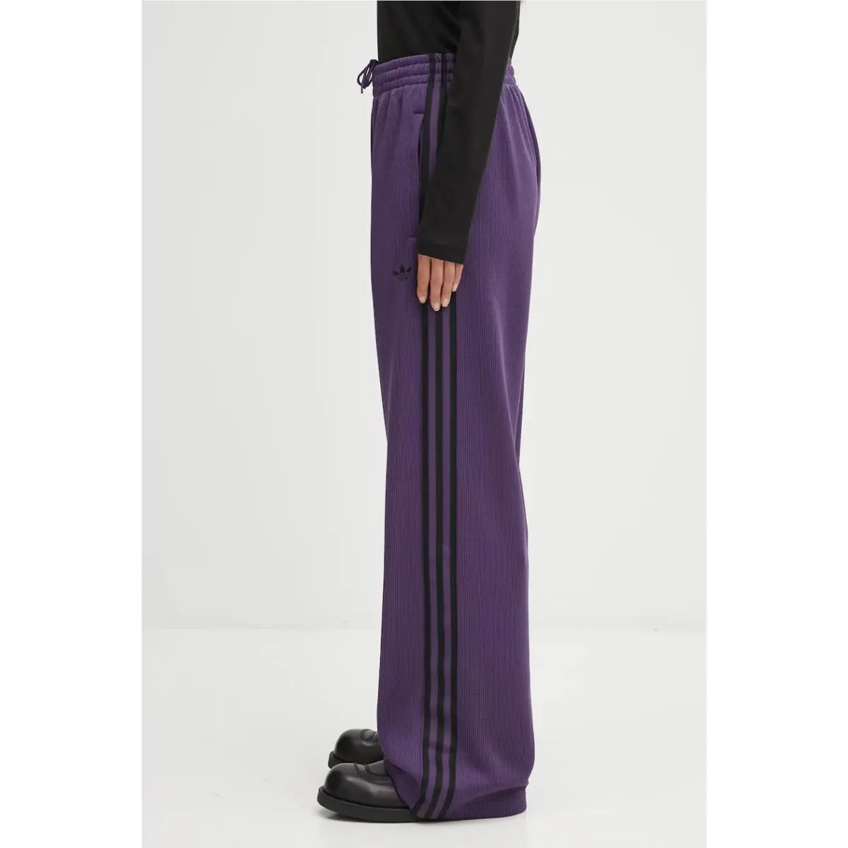 Adidas clothing - JV7523 - JV7523 - Aurora Plum / Black 4