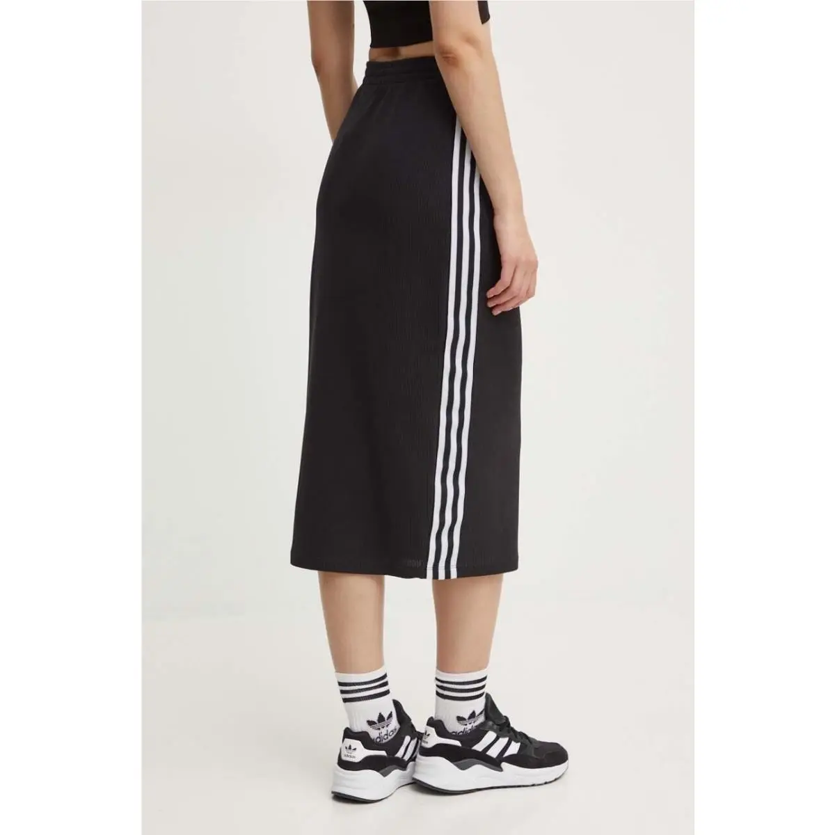 Adidas clothing - IY7279 - IY7279 - Black 12