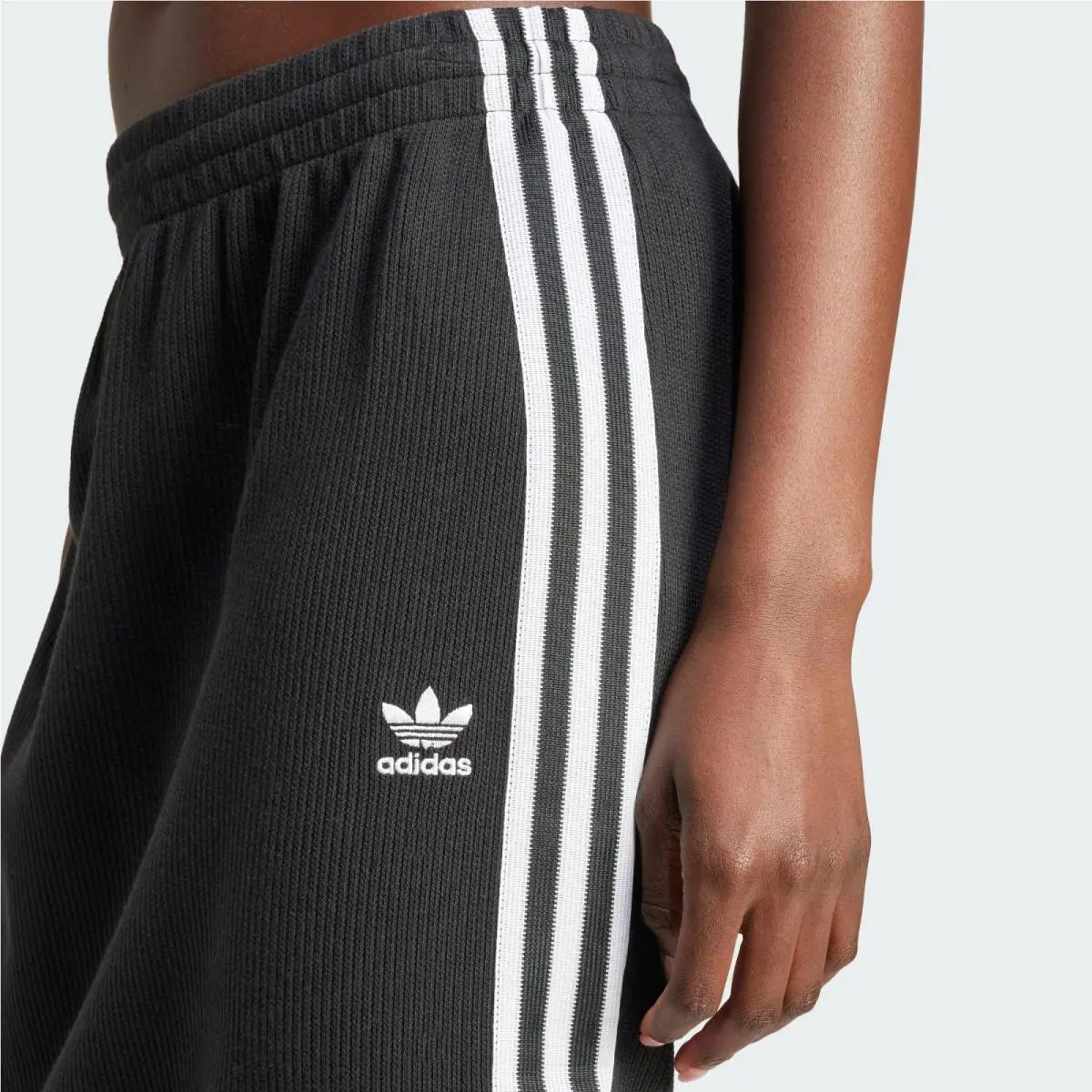 Adidas clothing - IY7279 - IY7279 - Black 9