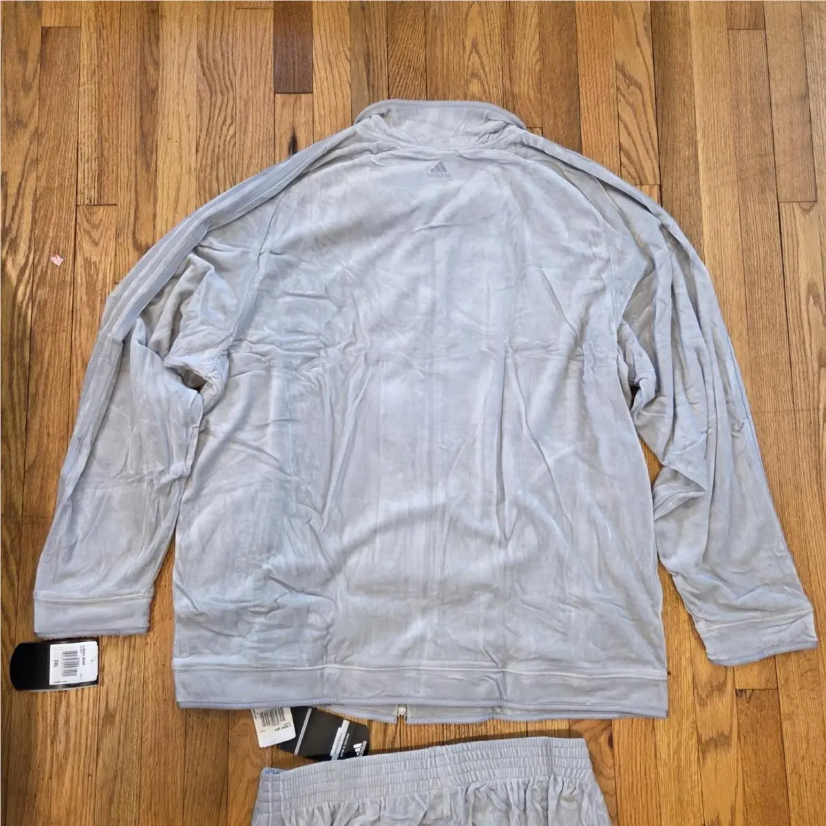 Adidas clothing - Gray 4