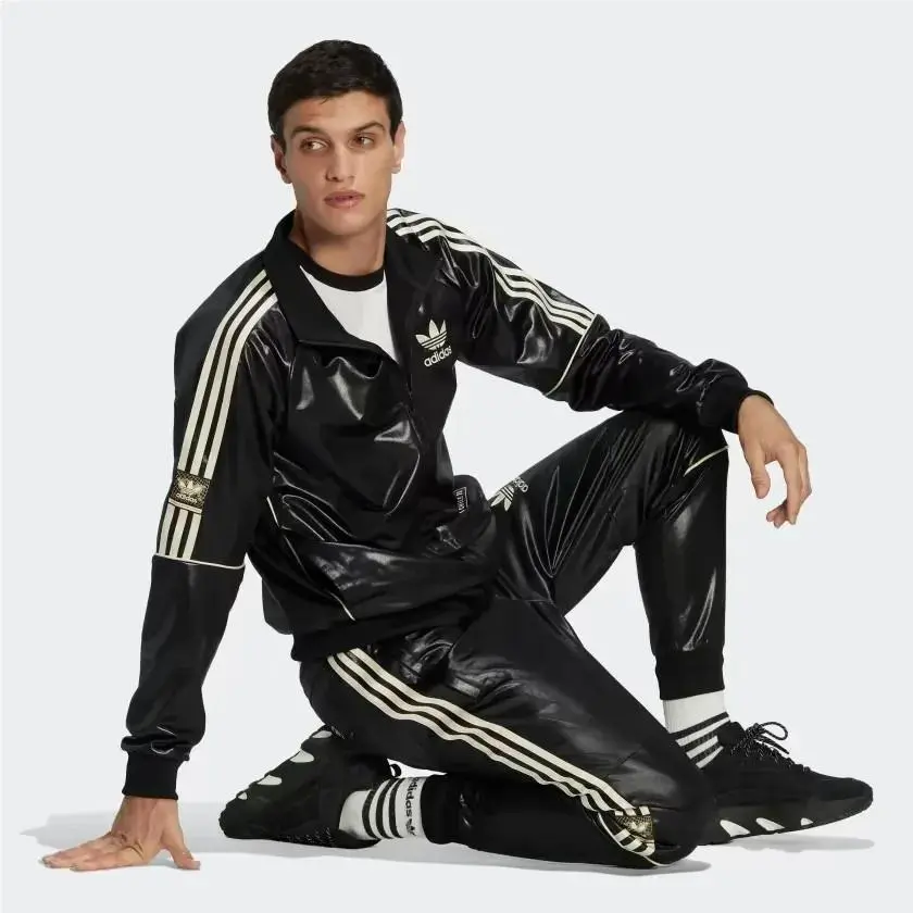 Adidas clothing - Originals Adicolor Classics Firebird - Originals Adicolor Classics Firebird - IC8790 - Black 4