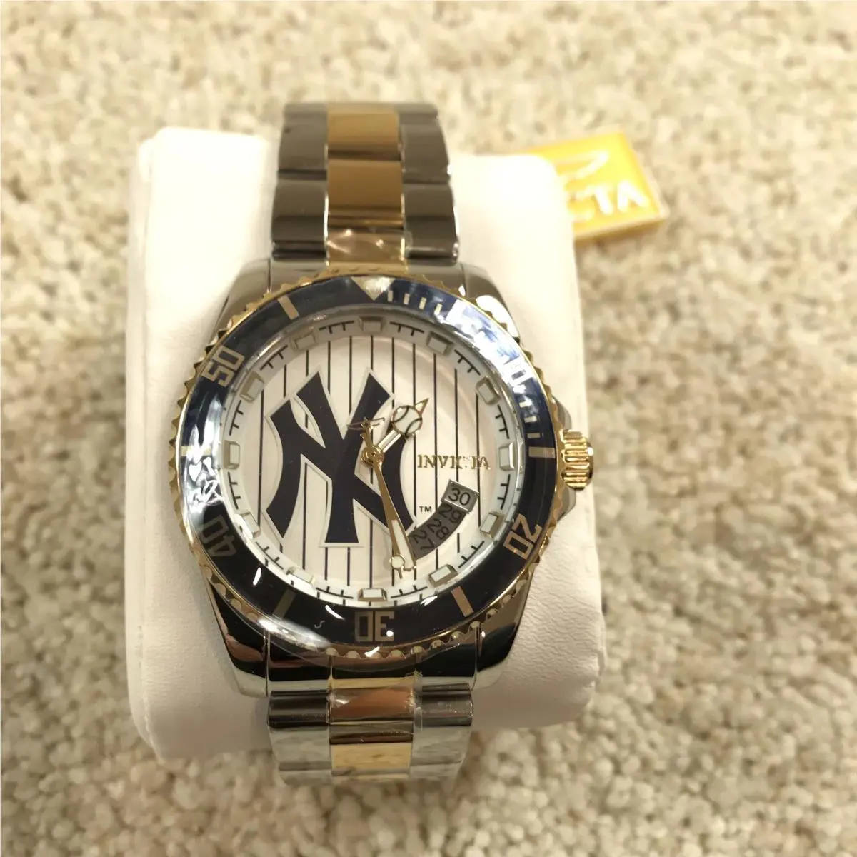 Invicta Mlb York Yankees Automatic Men`s 42mm Two Tone Watch 42994