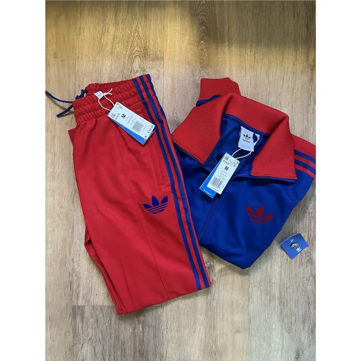 Adidas clothing - Collegiate Royal Scarlet 2