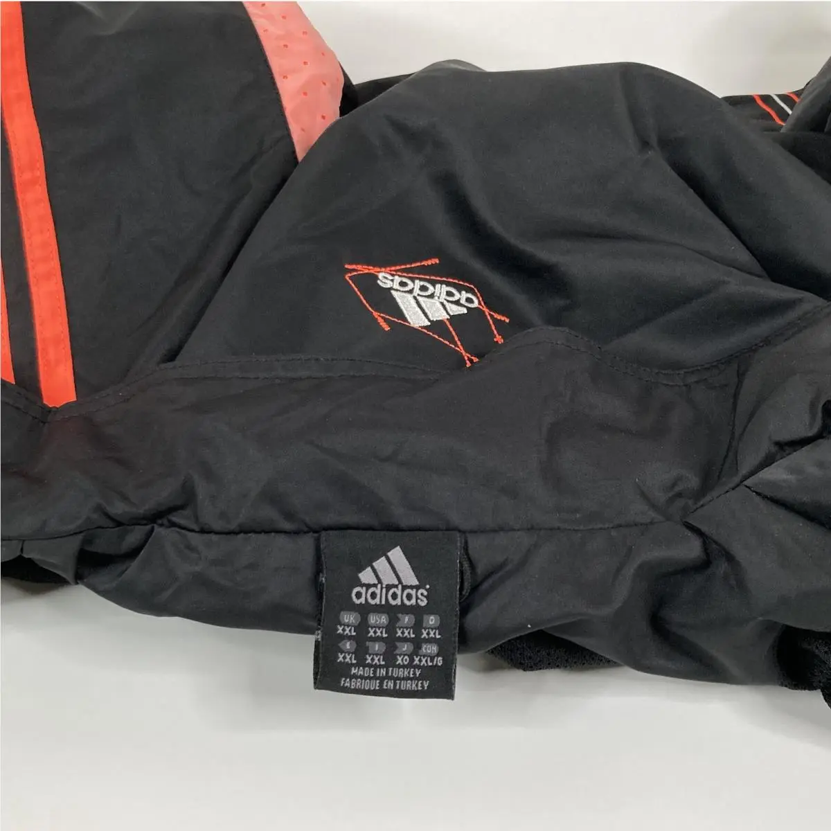 Adidas clothing - Adidas MT-114 - Black 4