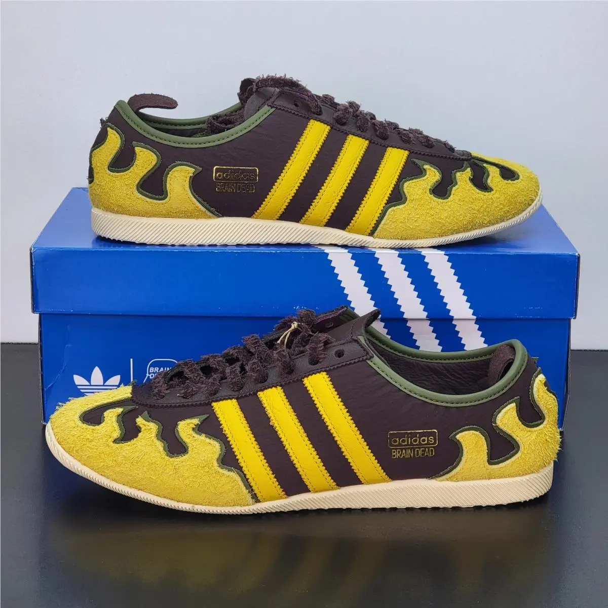 Adidas shoes - adidas Japan - Japan - JQ6789 - Brown 1
