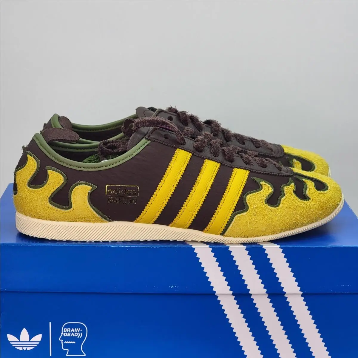 Adidas shoes - adidas Japan - Japan - JQ6789 - Brown 2