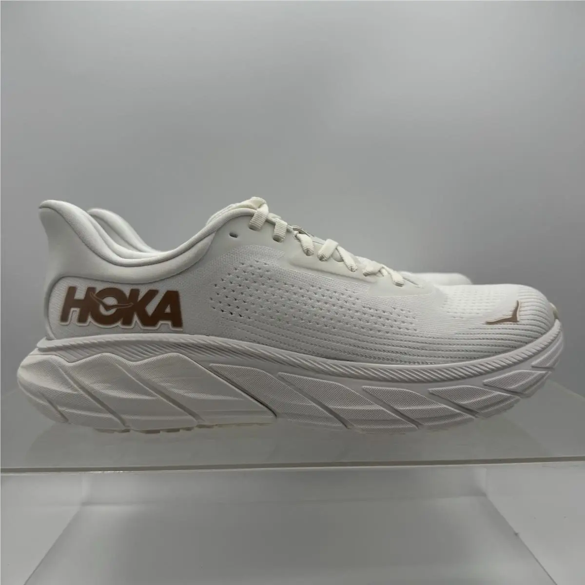 Hoka shoes - Hoka One One Arahi 7 - 1147851-BSG - White 0