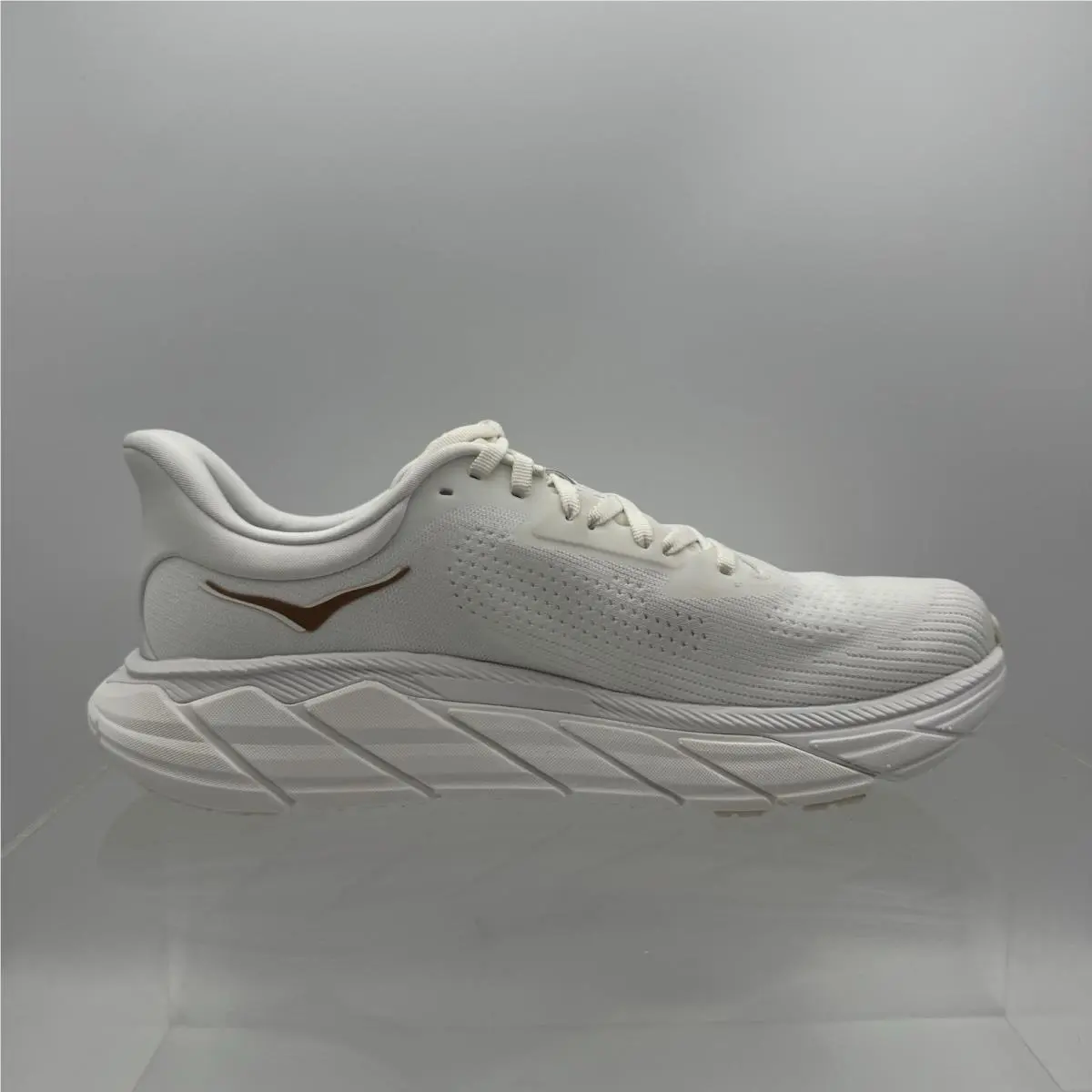 Hoka shoes - Hoka One One Arahi 7 - 1147851-BSG - White 1
