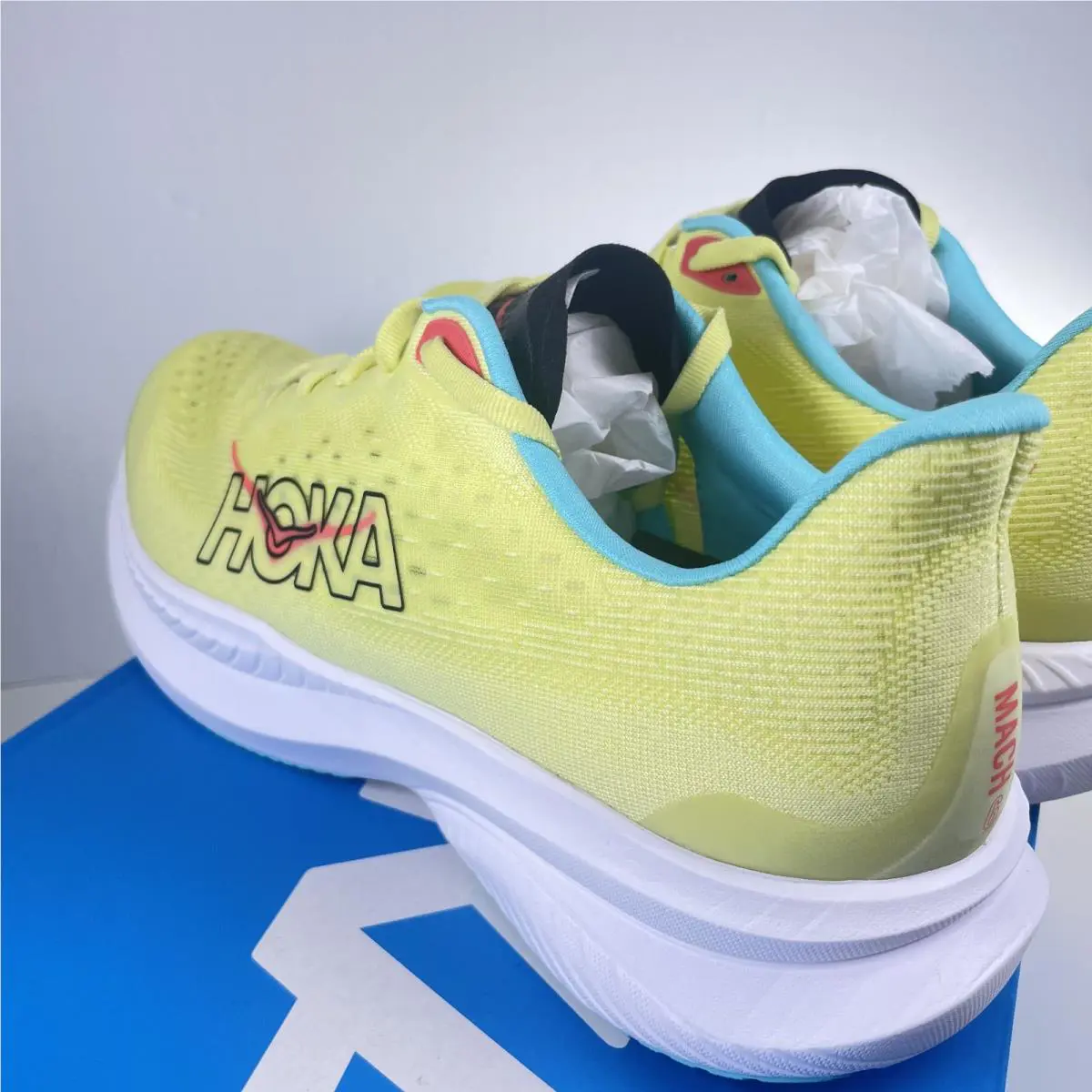 Hoka shoes - Hoka One One Mach 6 - Yellow 2