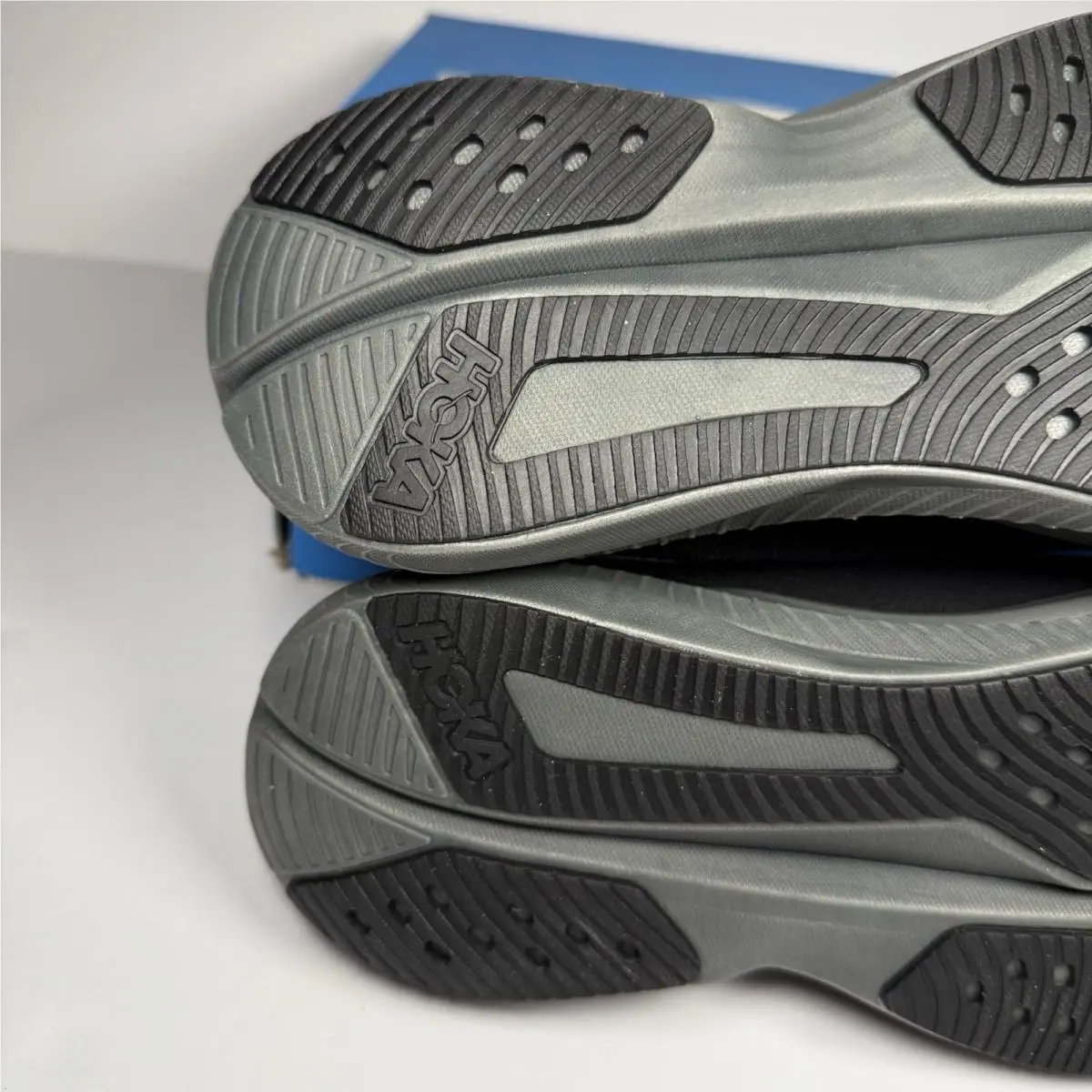Hoka shoes - Mach 6 LA - Mach - 1164032-BBLC - Black 8