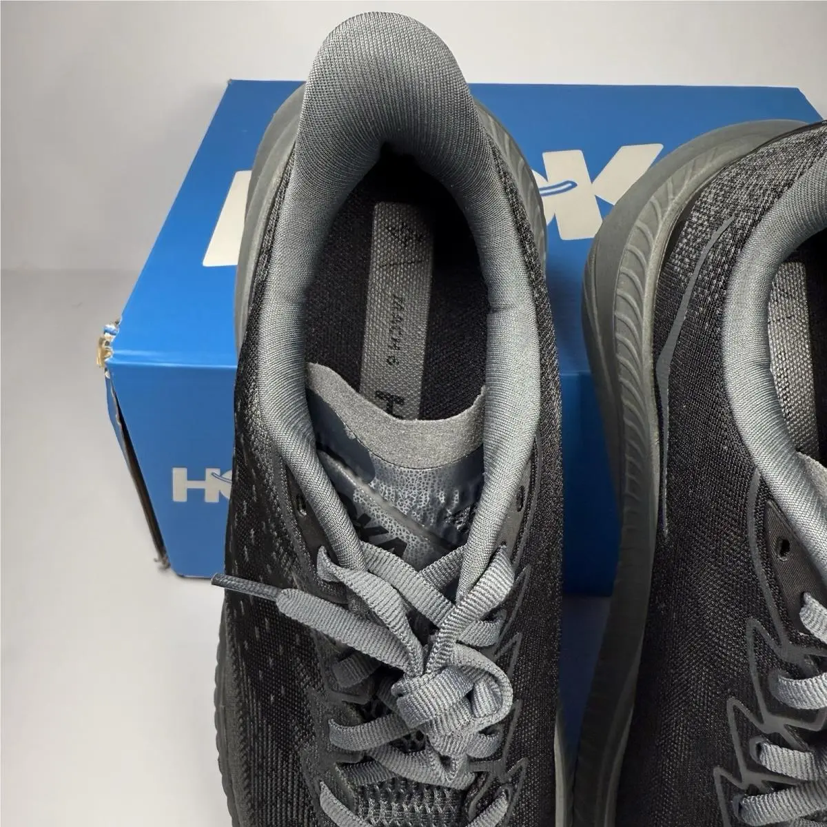 Hoka shoes - Mach 6 LA - Mach - 1164032-BBLC - Black 4