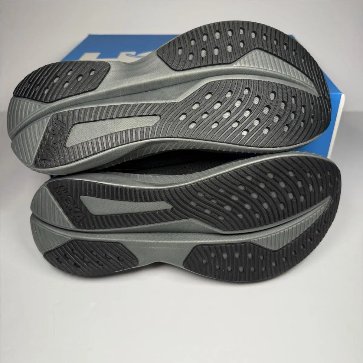 Hoka shoes - Mach 6 LA - Mach - 1164032-BBLC - Black 7