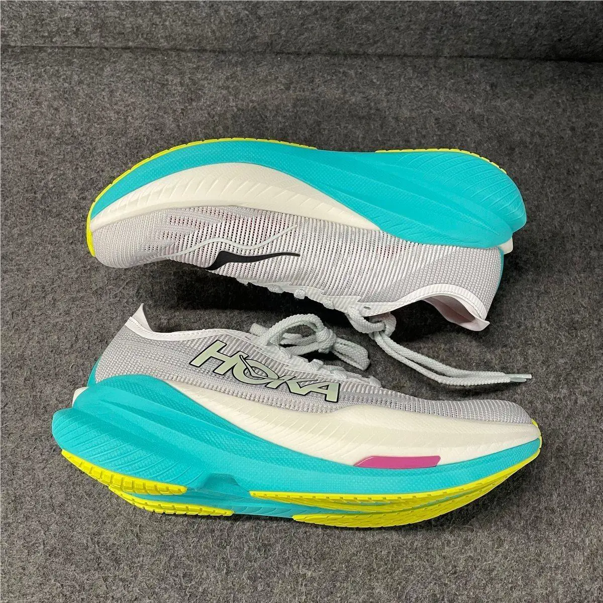 Hoka shoes - VS175734 - vs-175734 - White (UPC: 197634472072) 2