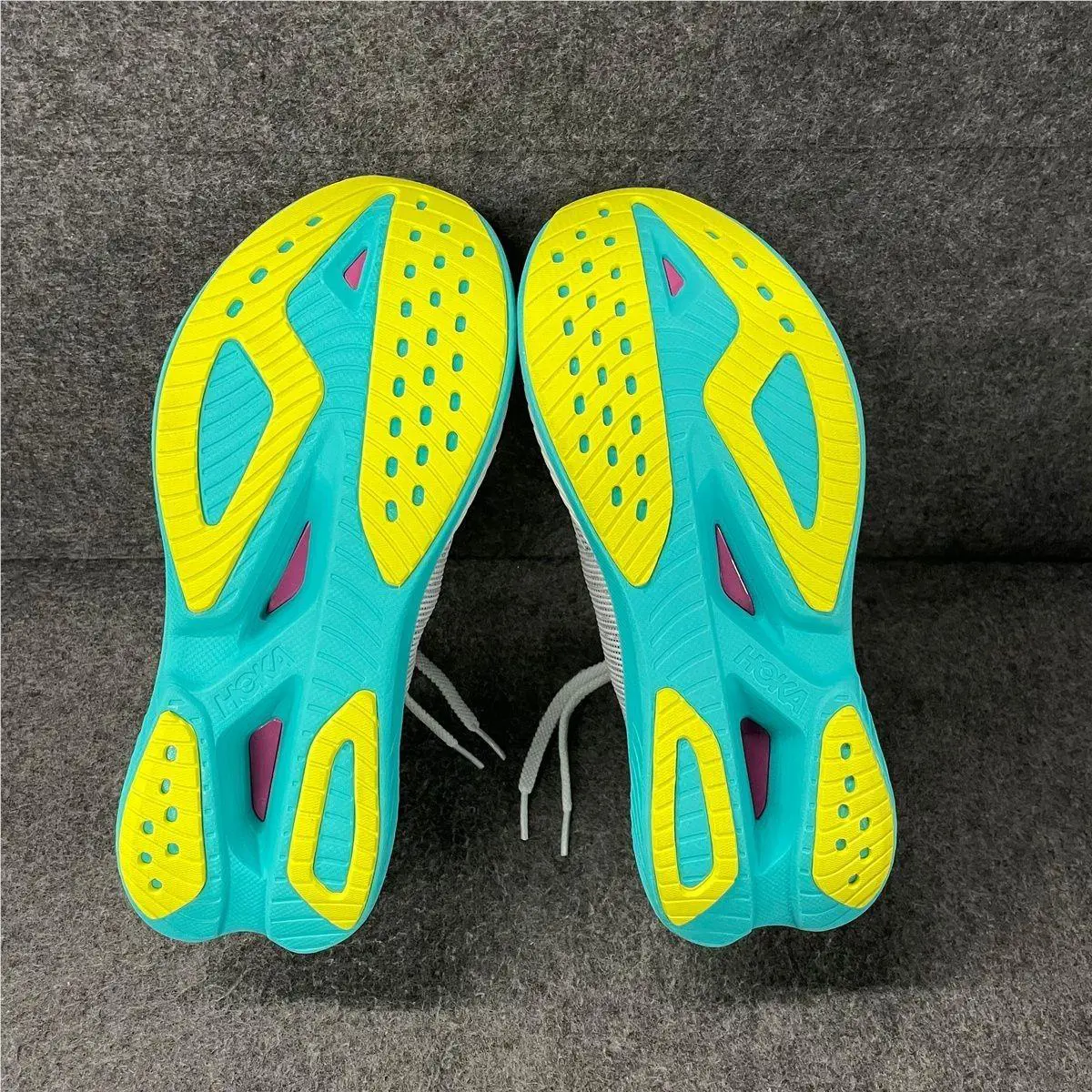 Hoka shoes - VS175734 - vs-175734 - White (UPC: 197634472072) 5