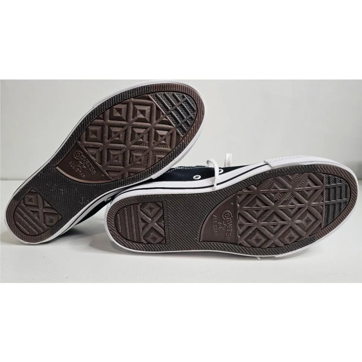 Converse shoes - Converse All Star Chuck Taylor Street Slip - Black & White 10