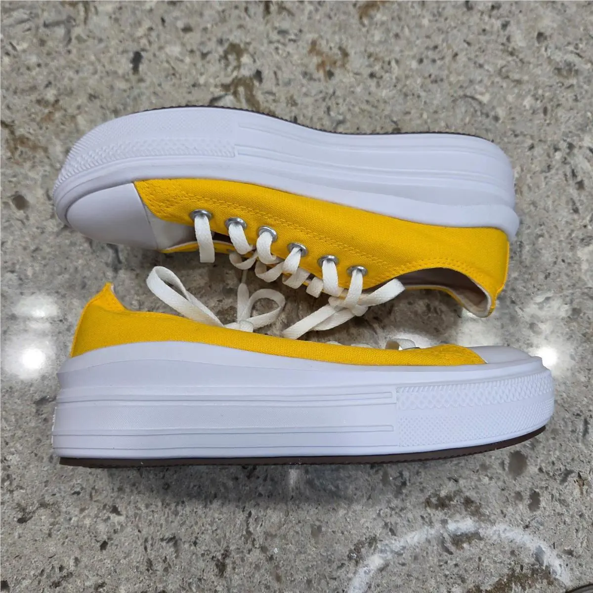 Converse shoes - Yellow 6