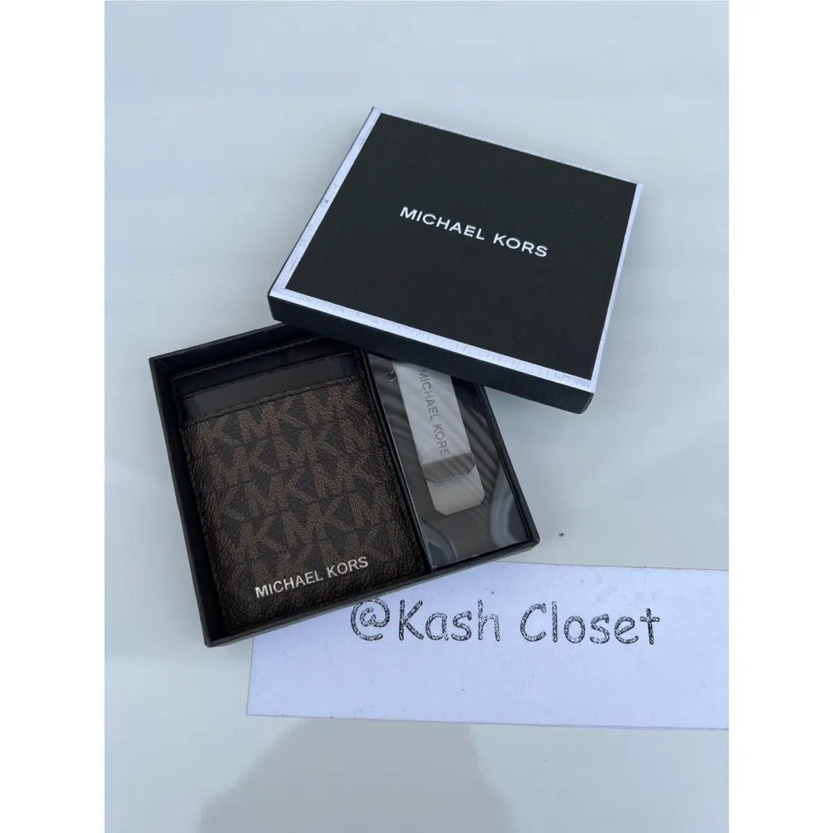 Michael Kors Card Case with Bill Clip Logo Brown