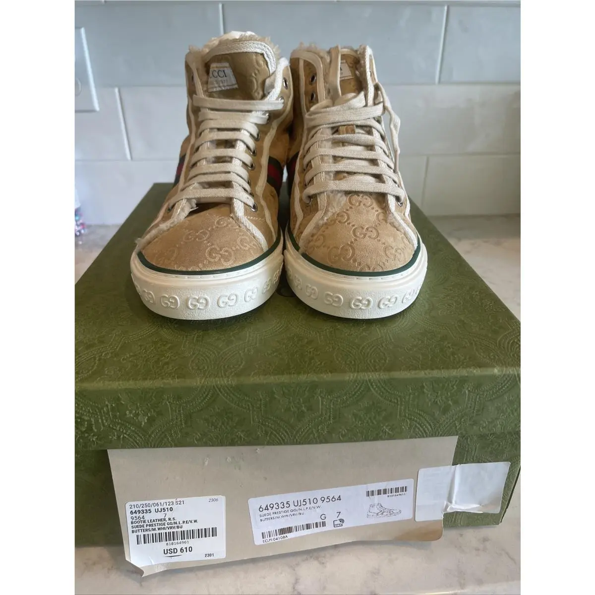 Men`s Gucci Beige Suede Shearling Tennis 1977 GG High Top Sneakers